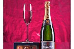 Bild von Prestige Hampers Lanson Black Label Luxury Gift – Champagne Gifts – Champagne Gift Delivery – Send Champagne – Champagne Gift Sets